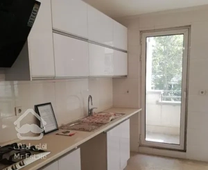 آپارتمان 200متر 3خواب نیاوران