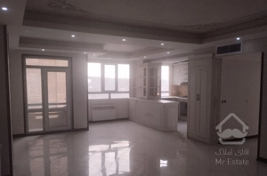 93متر کلید نخورده  بام پونک