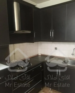 ۶۳ متر  تمیز و بازسازی صادقیه