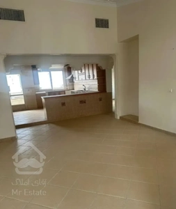 ۱۲۵متر ۲خواب سه نبش نور گیر قابل سکونت چندین ساله