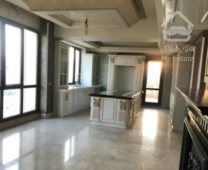 ۱۷۰ متر ۳ خوابه فرمانیه شرقی