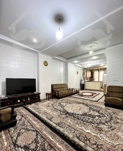 ۸۸ متر ۲ خواب / ۲ پارکینگ سندی / نبش میدان ۵۹