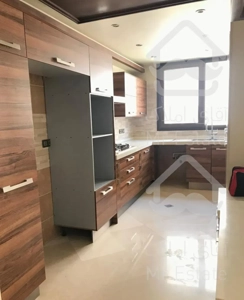 آپارتمان ١٠١متری تاپ لوکیشن دروس