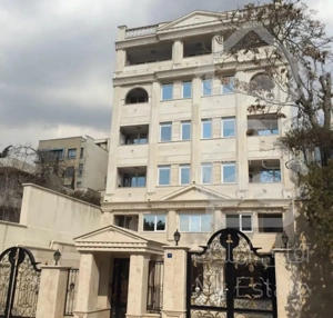 خرید آپارتمان دوخوابه بلوار فردوس