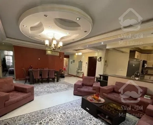 135متر/ تک واحدی/فوق امکانات(گلاب صادقیه)