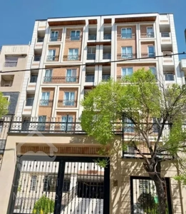 ۸۳متر فول ۲سال ساخت