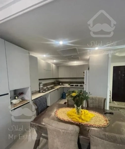 ۱۰۵ متر/خیابان خامنه ای