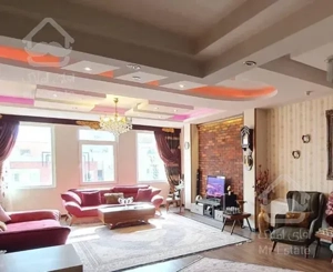 ۹۵ متر بالای میدان اسبی عظیمیه