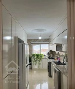 آپارتمان ۱۰۷متری خ تهران ابتدا مهتاب