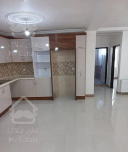 آپارتمان ۱۰۰ متر نوساز کلید نخورده