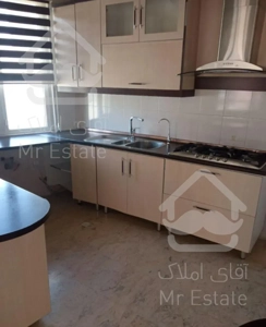 آپارتمان ۱۳۰متری دو خواب/اوین، سوری