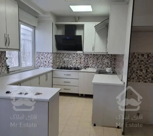 ۱۴۵متر/فول/بازسازی کامل/رو به آفتاب/فایل شخصی