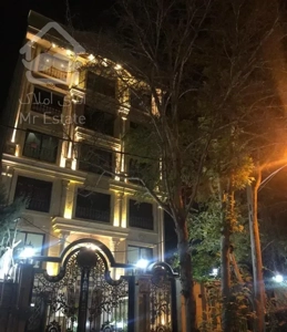 ۷۱ متر / ۲خواب/ نوسازکلیدنخورده/ فول