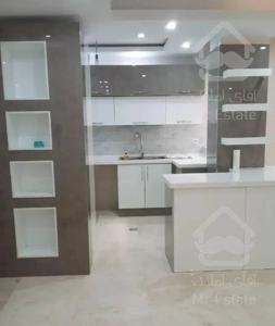 ۹۰ متر . کلید نخورده.