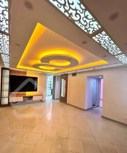 آپارتمان ۱۰۱ متری پذیرای بزرگ بدون مشرف
