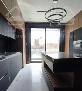 ۱۴۰متری قبا فول امکانات۲‌پارکینگ