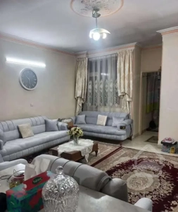 55متر / با پارکینگ ، انباری ، حیاط خلوت / خوش نقشه