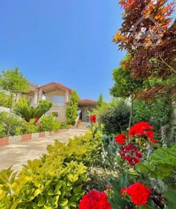 ویلا باغ سند تک برگ مناسب خانواده شهرک با نگهبانی