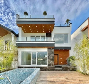 ویلا مدرن/شرایط اقساط ۱۲ماهه بدون بهره/سندار