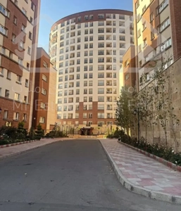 آپارتمان ۸۸ متری در برج آرینا مهر شهر