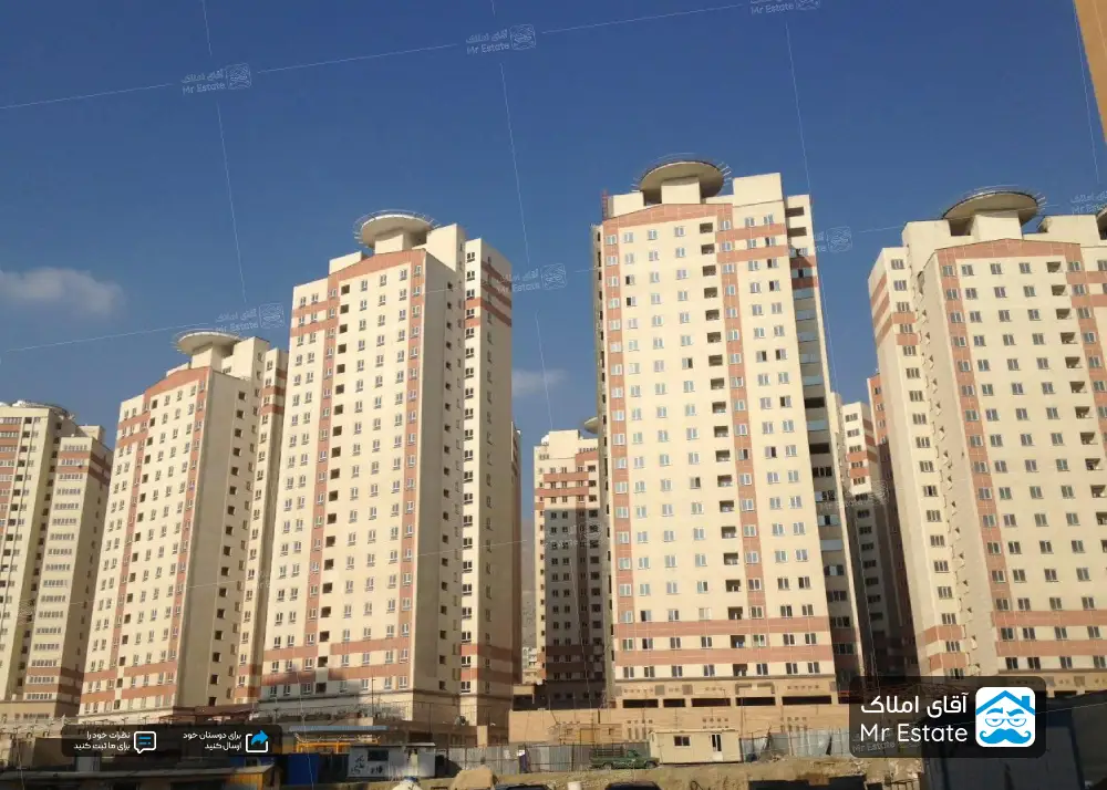 اجاره آپارتمان در مناطق در مناطق ۲، ۴، ۵ و ۲۲ تهران ، مرداد 1405